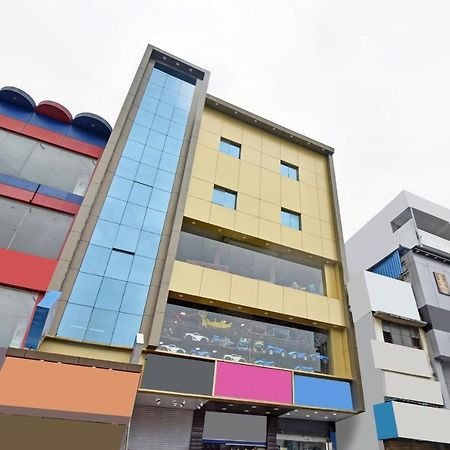 Oyo Home 78047 Alluring Stay Pimpri Pimpri-Chinchwad Esterno foto