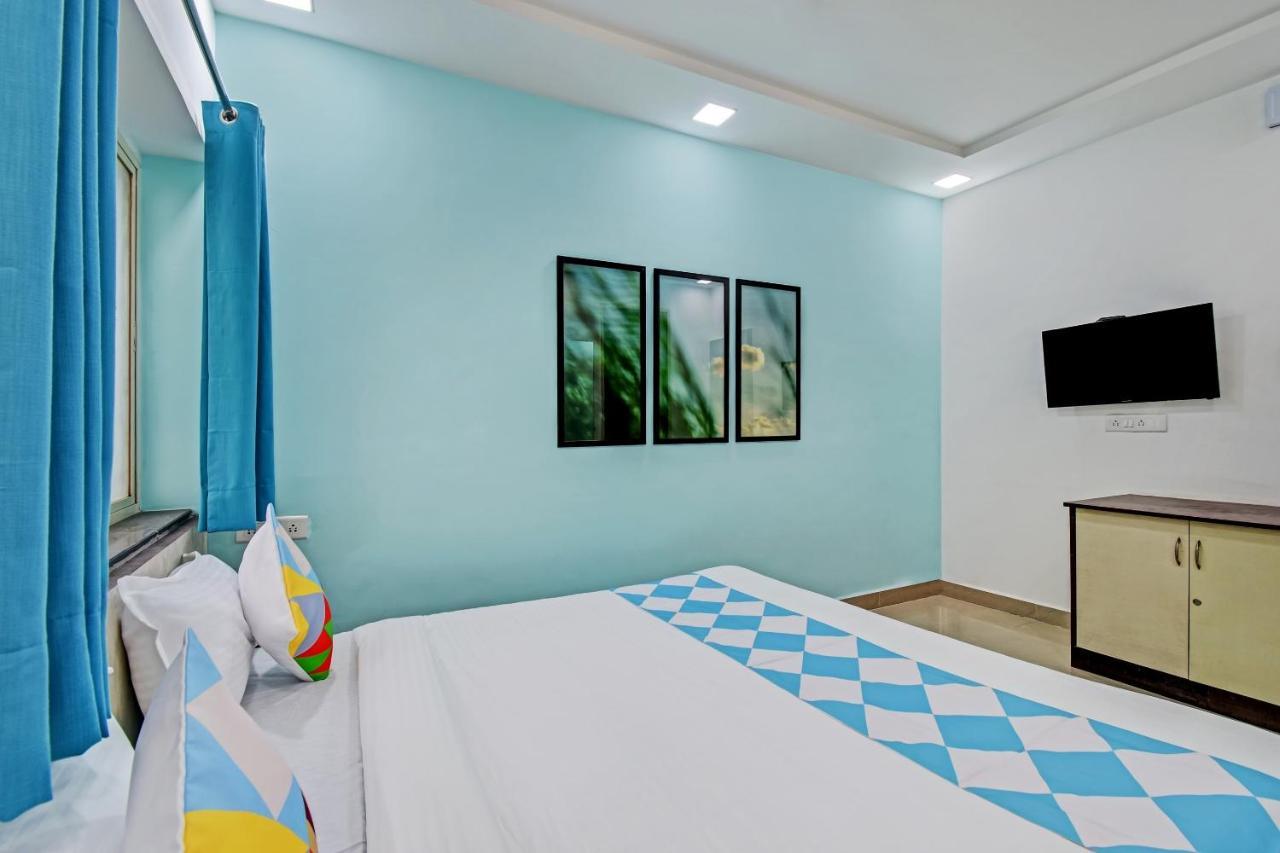 Oyo Home 78047 Alluring Stay Pimpri Pimpri-Chinchwad Esterno foto