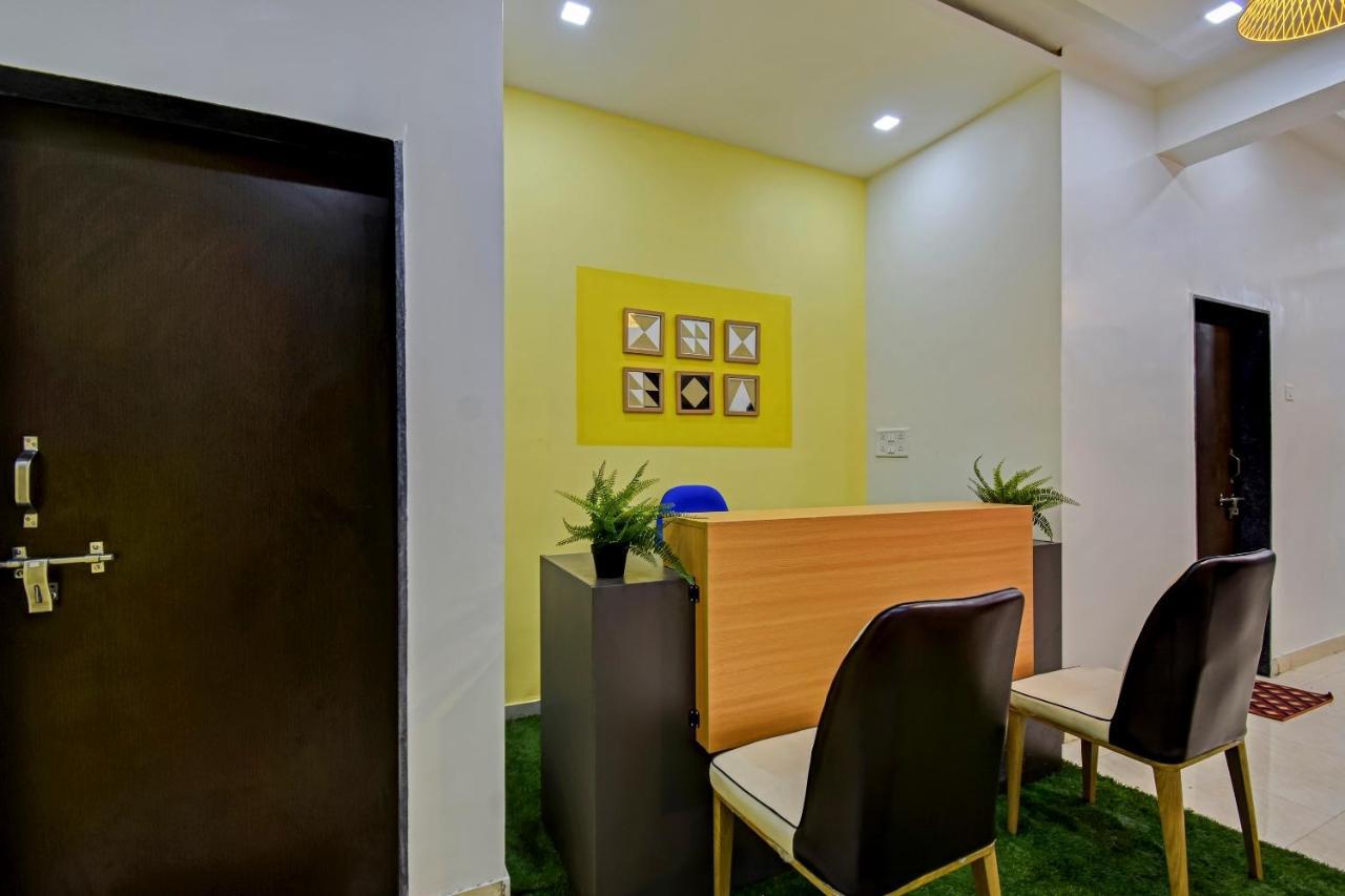 Oyo Home 78047 Alluring Stay Pimpri Pimpri-Chinchwad Esterno foto