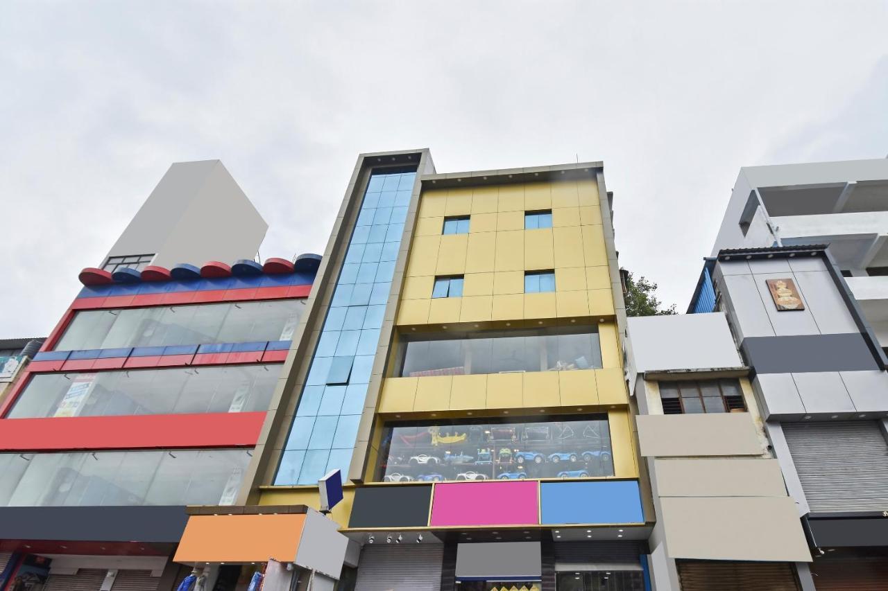 Oyo Home 78047 Alluring Stay Pimpri Pimpri-Chinchwad Esterno foto