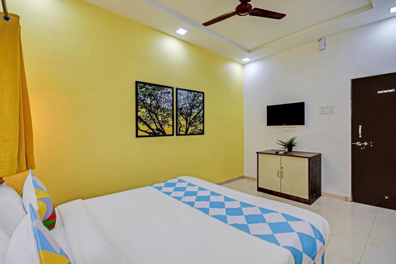 Oyo Home 78047 Alluring Stay Pimpri Pimpri-Chinchwad Esterno foto