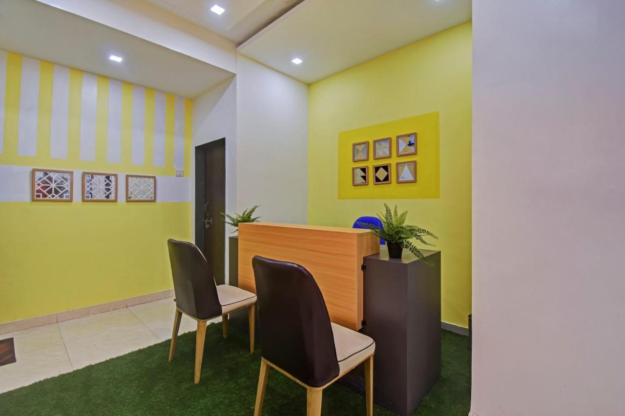 Oyo Home 78047 Alluring Stay Pimpri Pimpri-Chinchwad Esterno foto